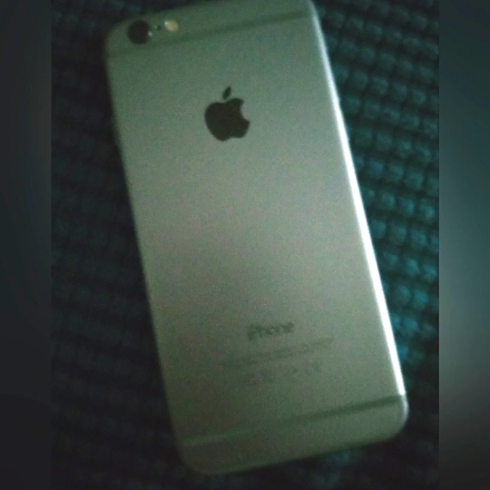 Apple I phone 6 great phone
